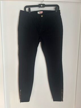 Vineyard Vines Jet Black GMT Dyed Skinny Pants with Ankle Zip Size 8